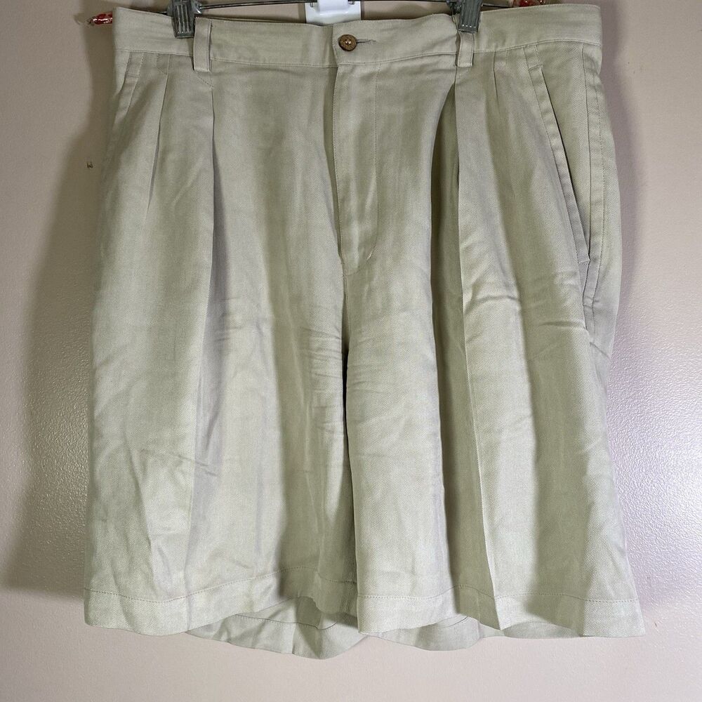 Tommy Bahama Shorts Mens 34 Bermuda Silk Beige Beach Golf Y2K